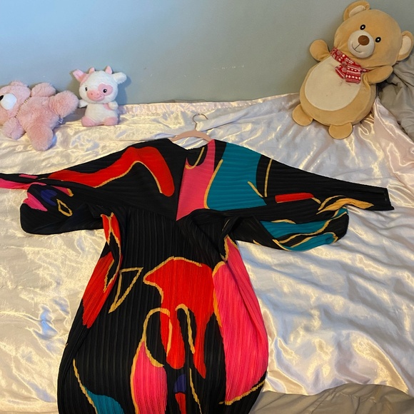 Dressed in LALA Black and Vibrant Abstract Midi Dress - Picture 3 of 4